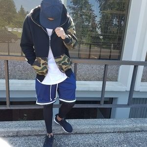 Meet your Posher, Hoang