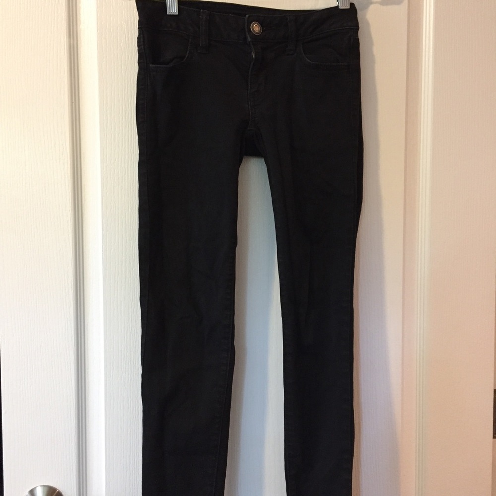 American Eagle black super stretch jegging