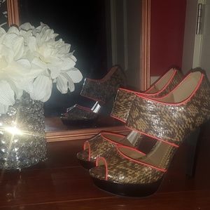 bcbg heels