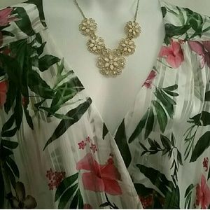 Guess floral blouse