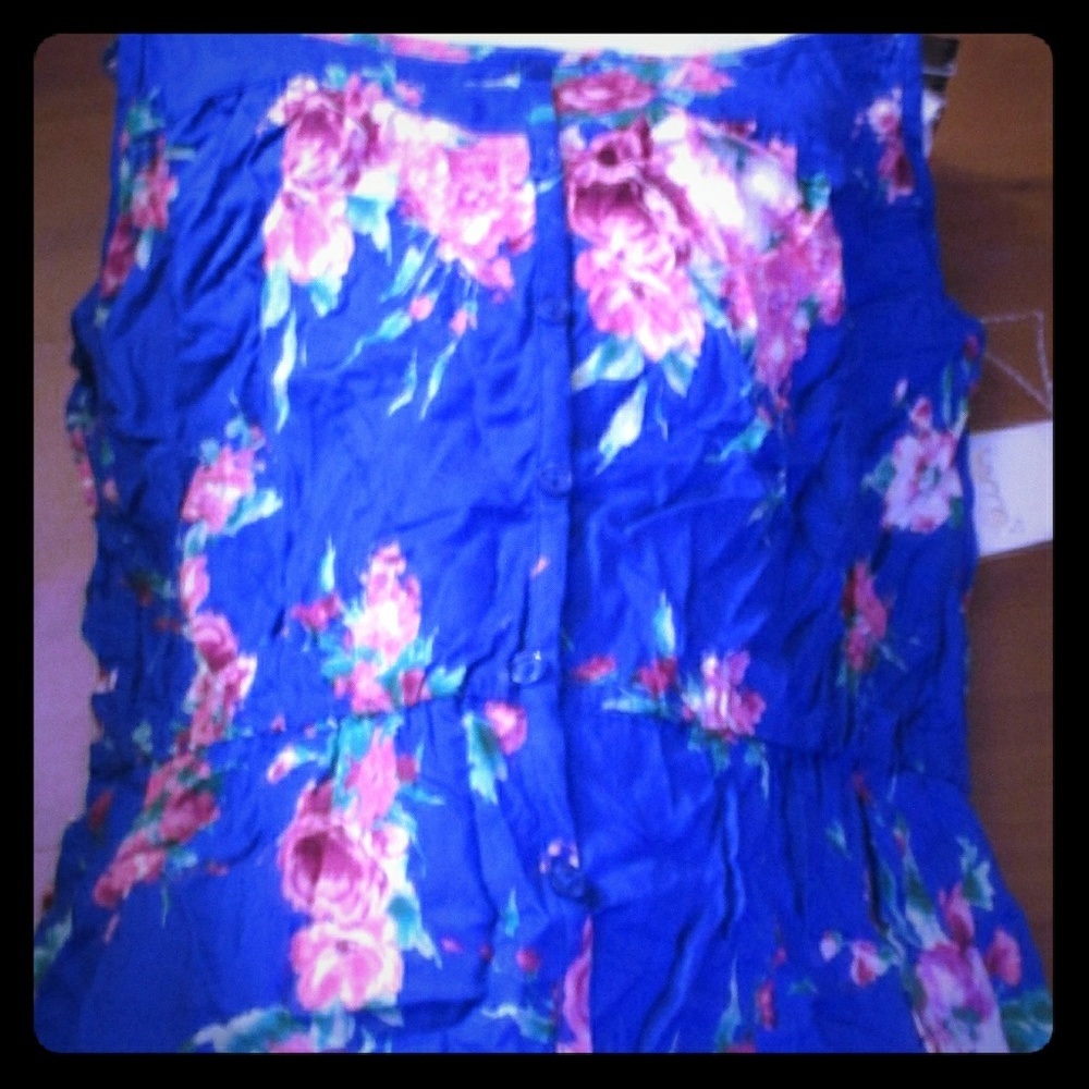 Summer blue floral print blouse