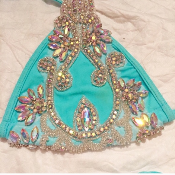 Beach bunny pink crystal custom scrunch bikini m - Picture 3 of 4