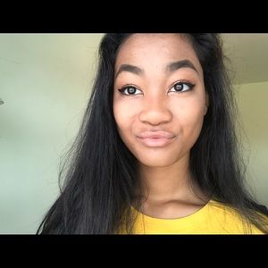 Meet your Posher, Leeah
