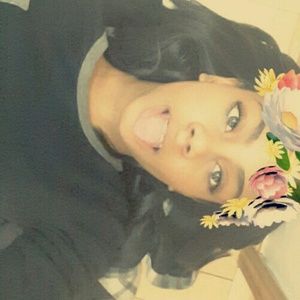 Meet your Posher, Keziah