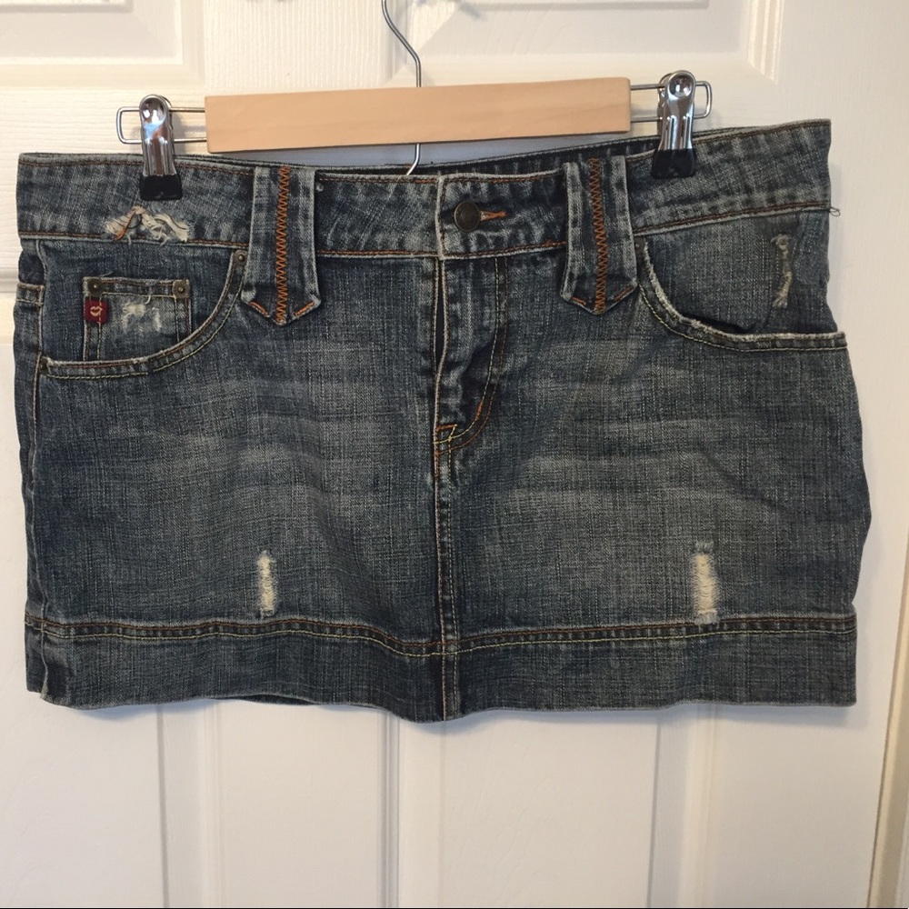 Hot Kiss Distressed Denim Mini Skirt, Size 11/31