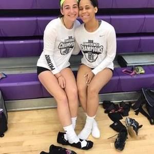 Meet your Posher, Alexis