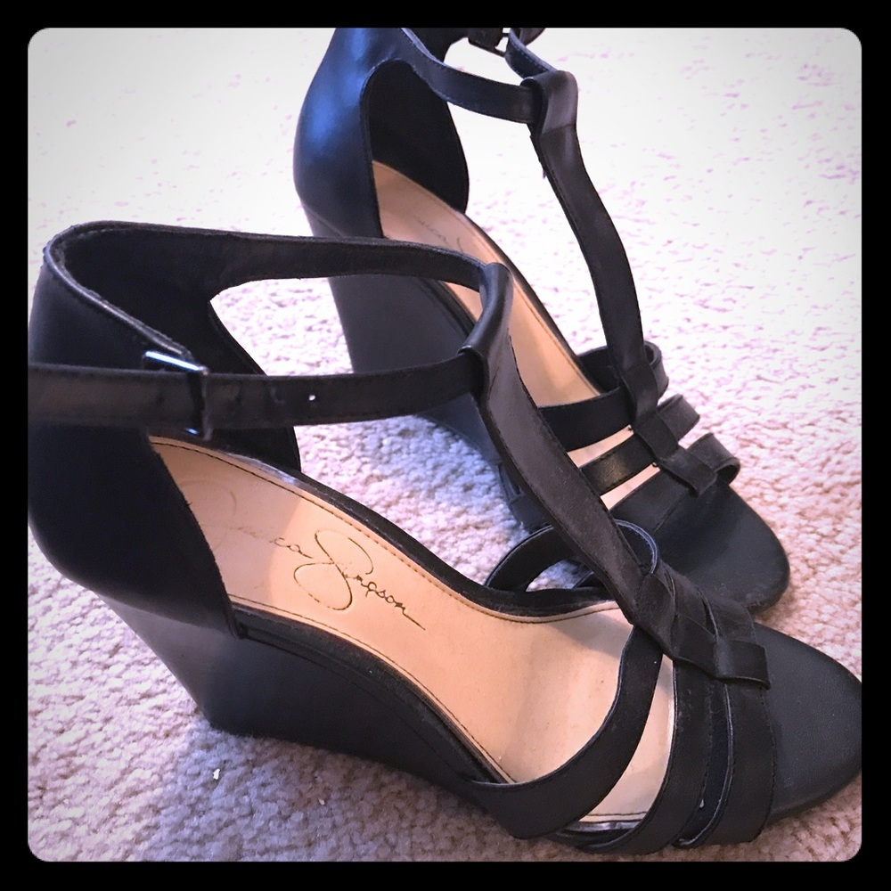 Jessica Simpson platforms