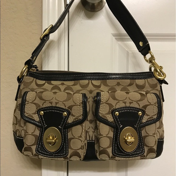 👋🏼Closet Closing Sale💕👋🏼 - Picture 1 of 6