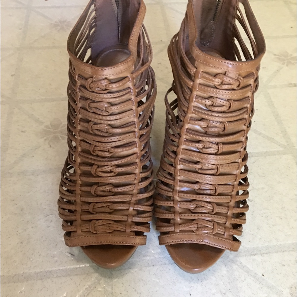 Mia shoes