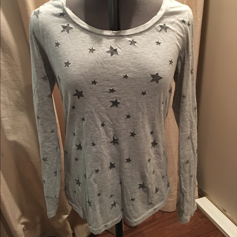 Long sleeve star shirt