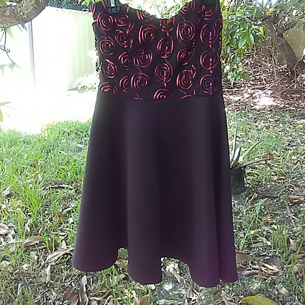 Red rose black dress