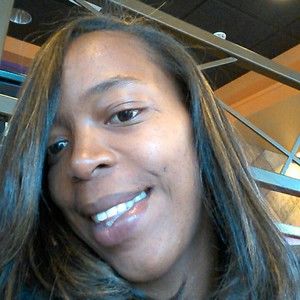 Meet your Posher, Yolanda