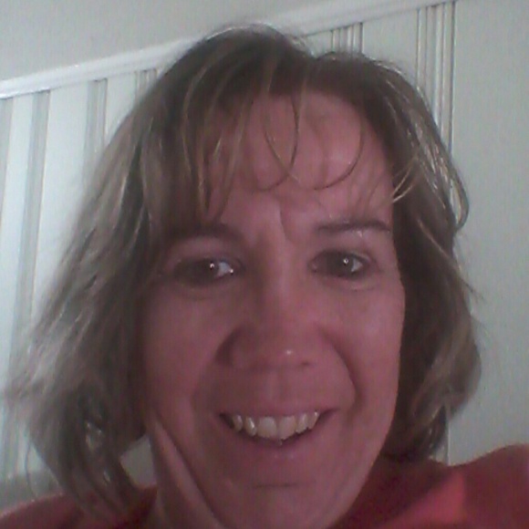 Meet your Posher, Michelle - Picture 1 of 1