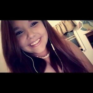 Meet your Posher, Brie