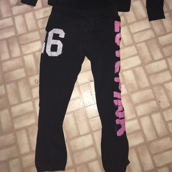 Victoria secret love pink set - Picture 2 of 4