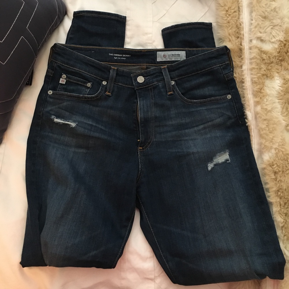 Distressed AG The Farrah Skinny high-rise skinny