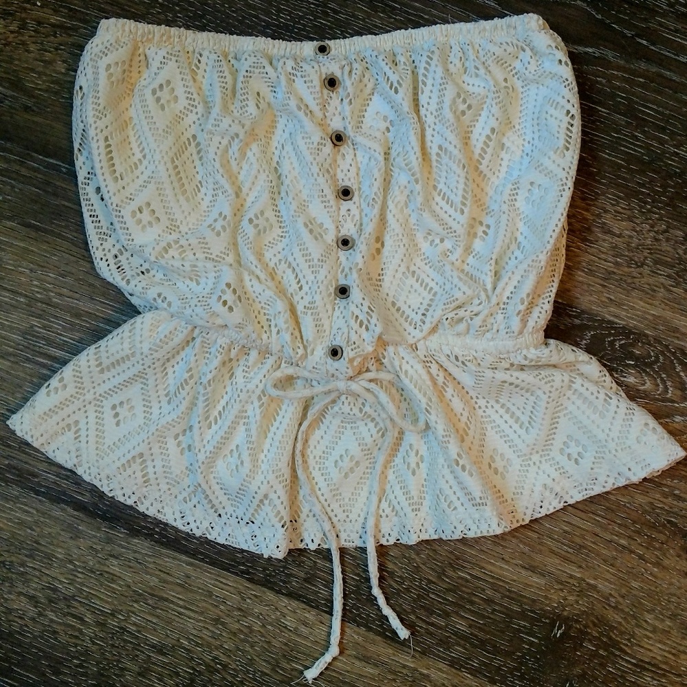 Super cute strapless top