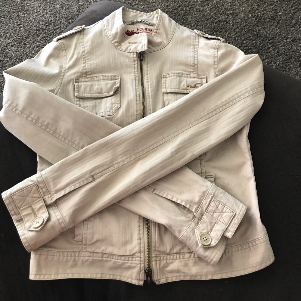 Jacket - Picture 2 of 4