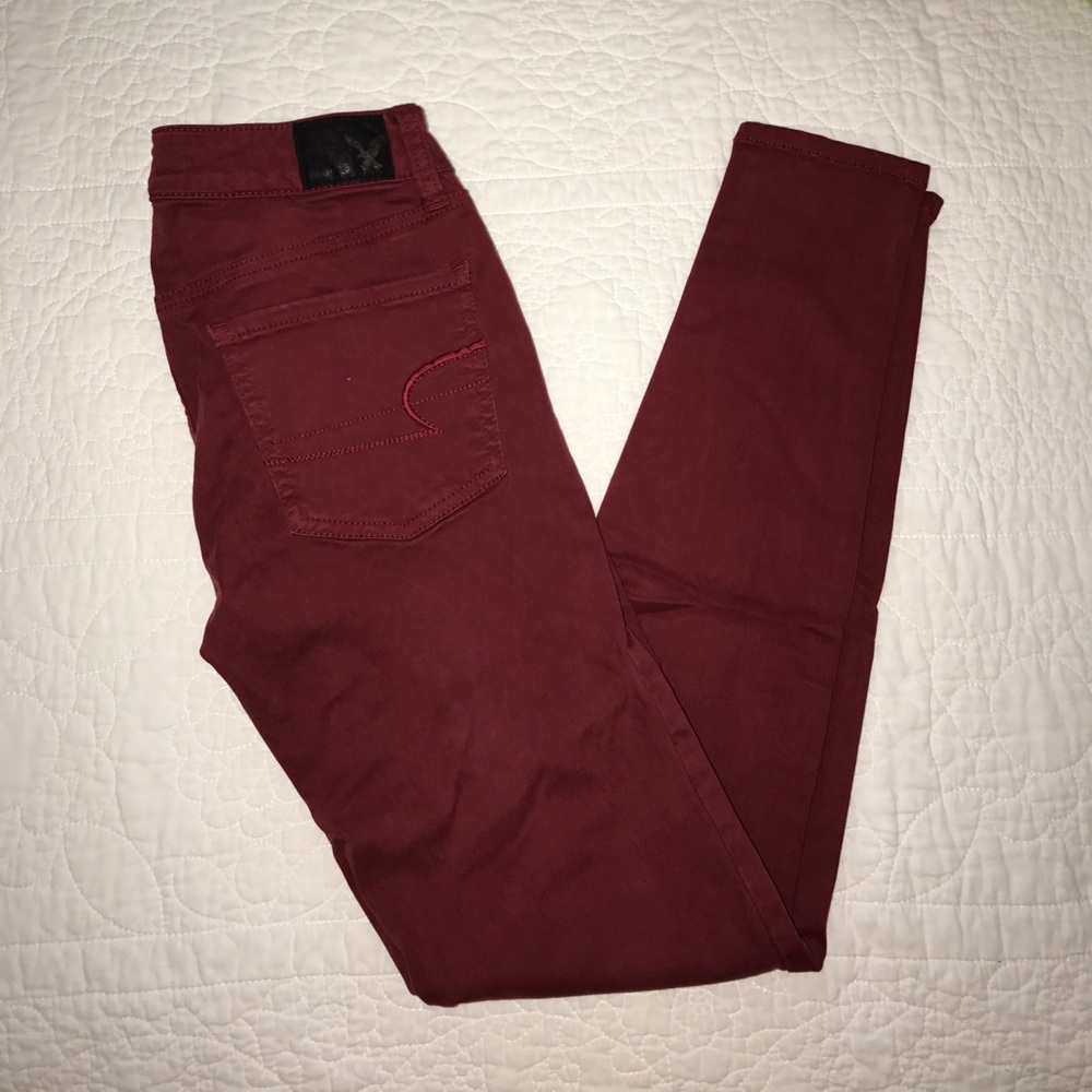 American Eagle Outfitters burgundy skinnies!