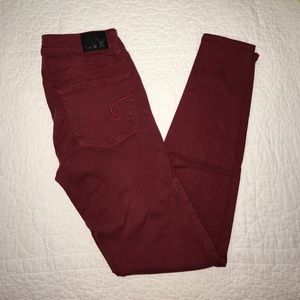 American Eagle Outfitters burgundy skinnies!
