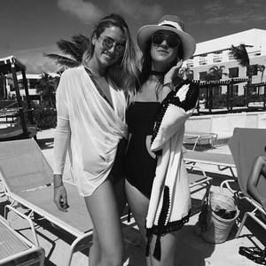 Meet your Posher, Gabriela