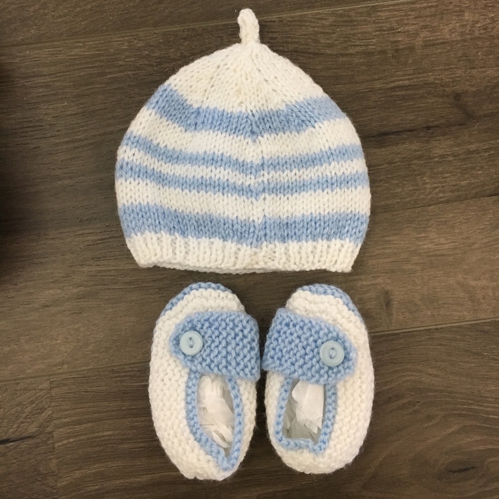 Hand knit booties and hat for newborn baby boy new