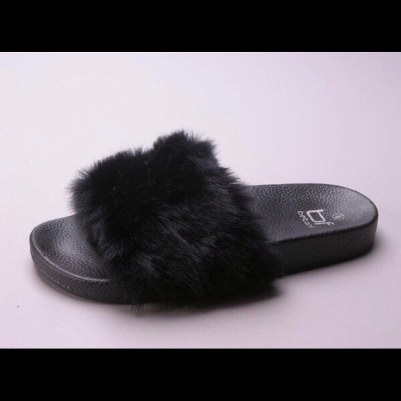 ❗️Last One❗️Black Fur Slides - Picture 3 of 5