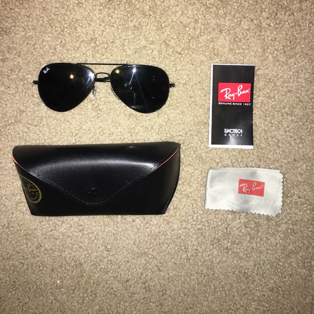 Ray Ban Black Aviator Sunglasses
