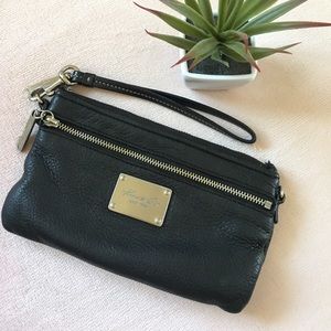 Kenneth Cole Wristlet