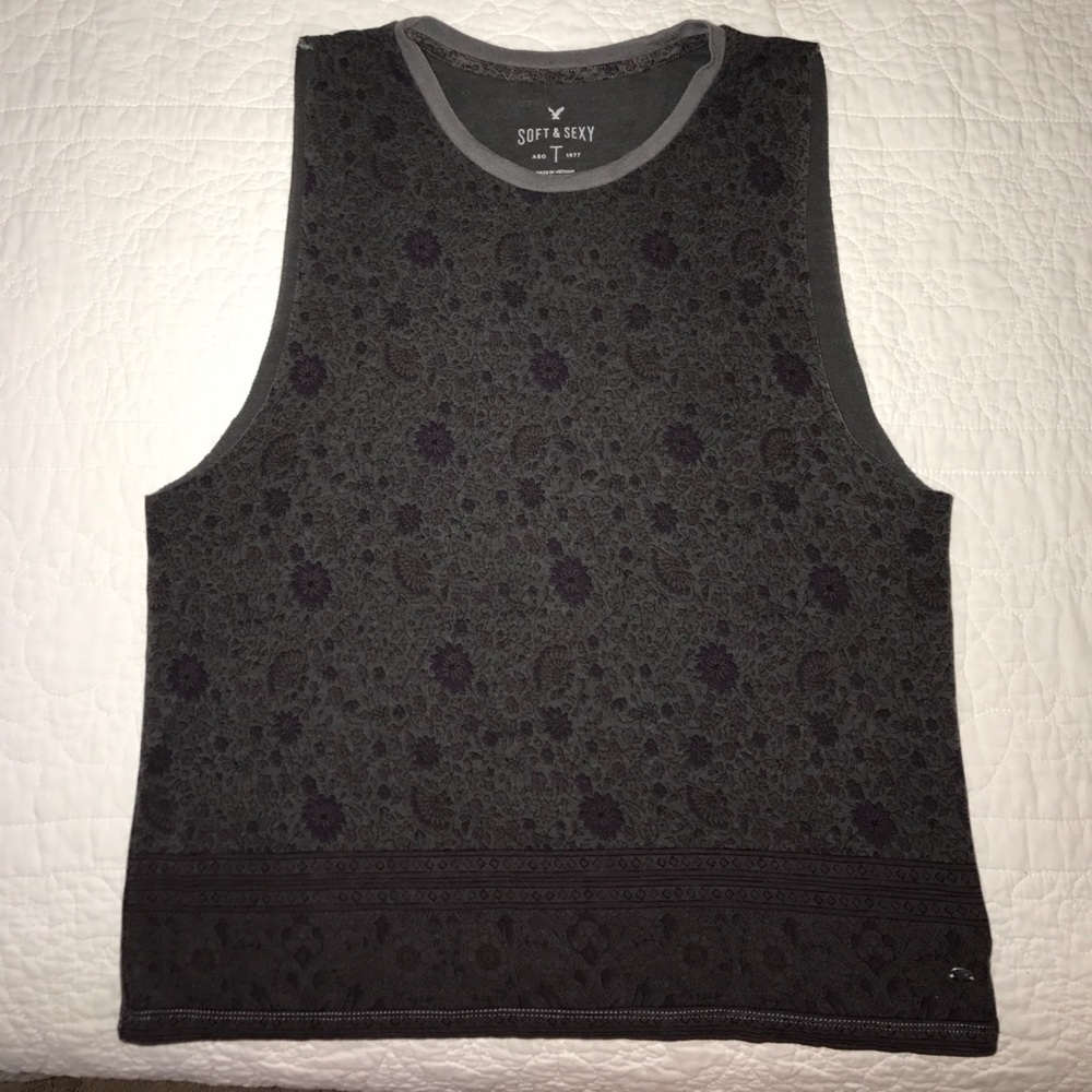 American Eagle Outfitters cropped muscle tank