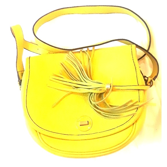 Isaac Mizrahi Handbags - Isaac Mizrahi Yellow Shoulder Bag