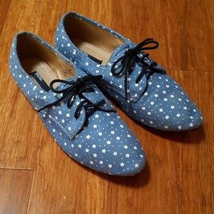 BDG Star Patterned Oxfords
