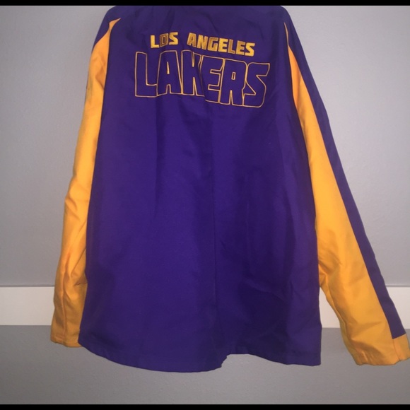 Fan Jacket - Picture 3 of 3