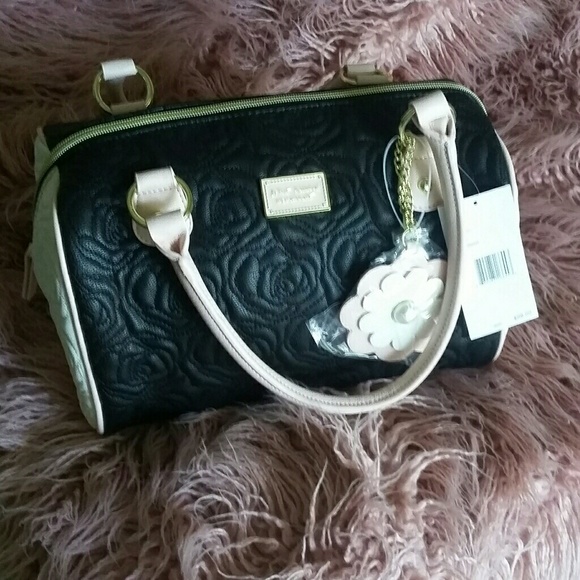 Brand new Betsey Johnson Quilted Rose Satchel - Picture 2 of 8