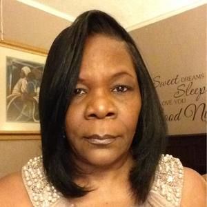 Meet your Posher, Renee