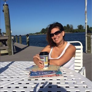 Meet your Posher, Becky