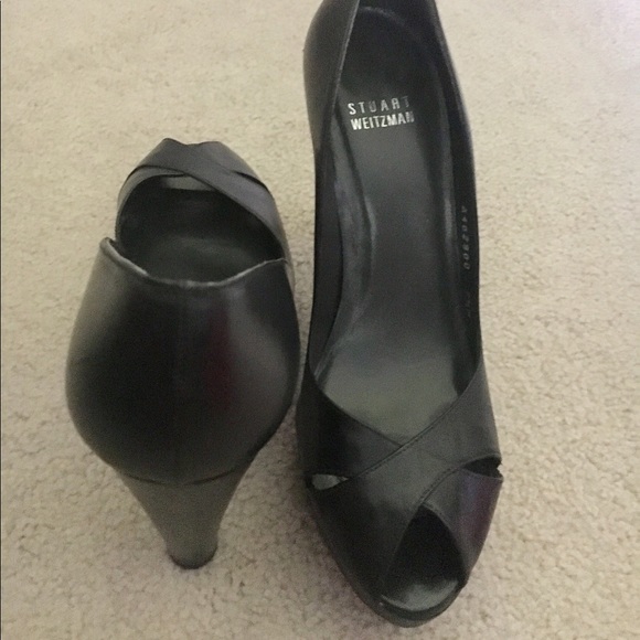 Stuart Weitzman black peep toe platform pump 7.5 - Picture 2 of 5