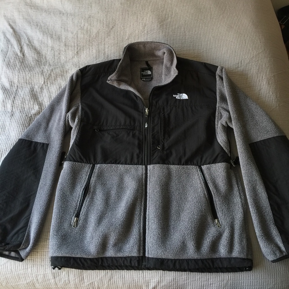 Grey North Face Denali fleece