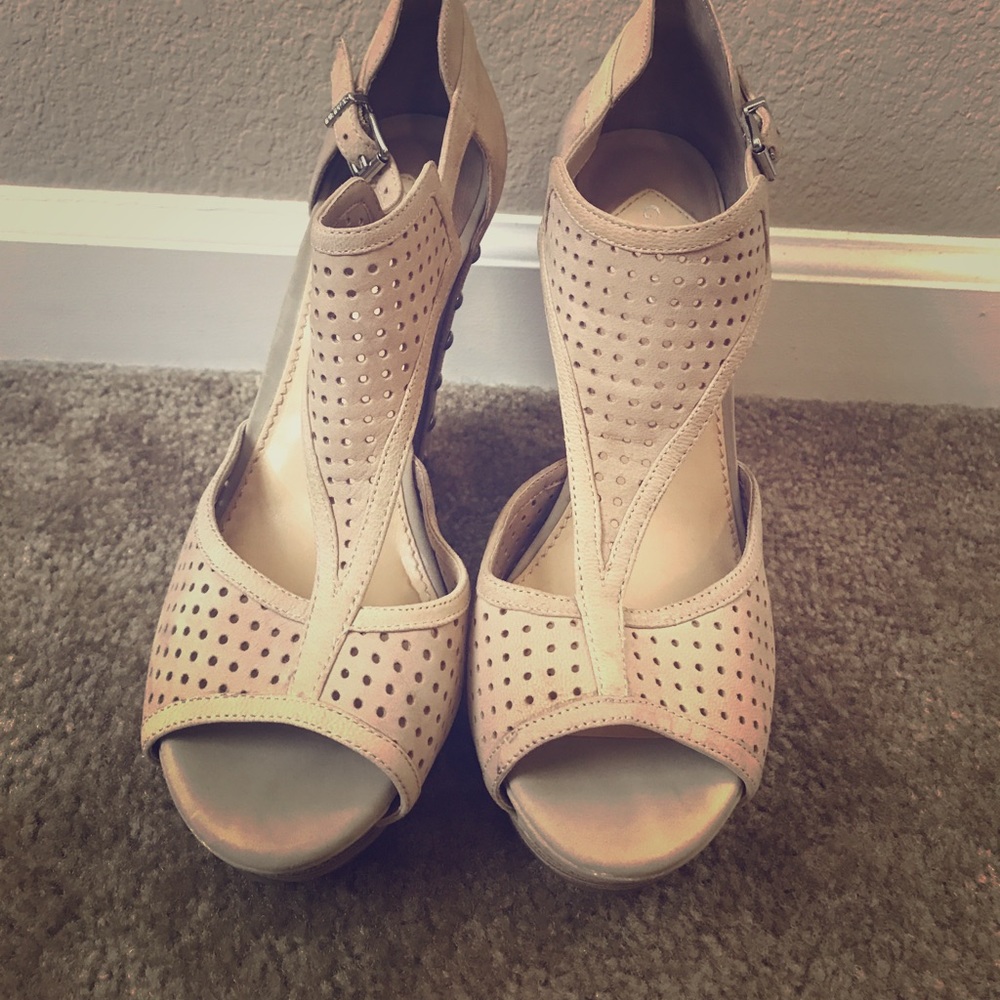 Tan sexy wedges