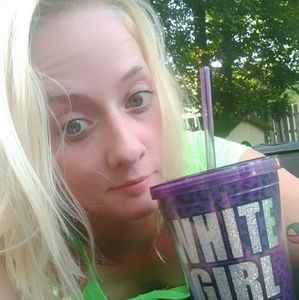 Meet your Posher, Kristin