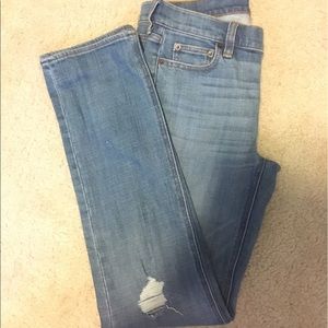 Women's J Crew boyfriend/straight leg jeans