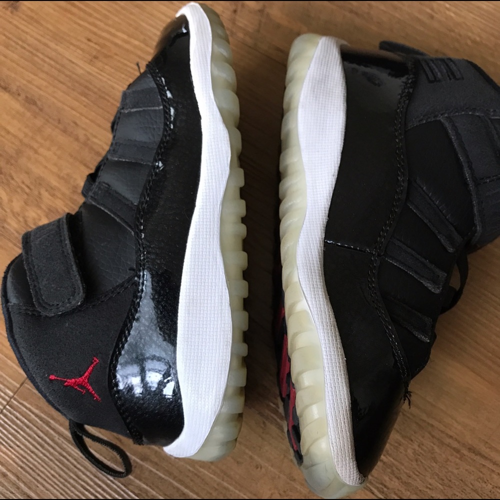 Air Jordan Retro XI(11) - "72-10" - Toddler Sz.10c