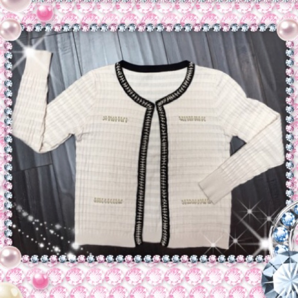 🎉SALE🎉Elegant Hand Stitched Pearl Sweater Jacket