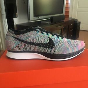 Brand new Nike flyknit racer "Multicolors" 2.0