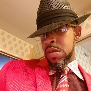 Meet your Posher, Alonzo