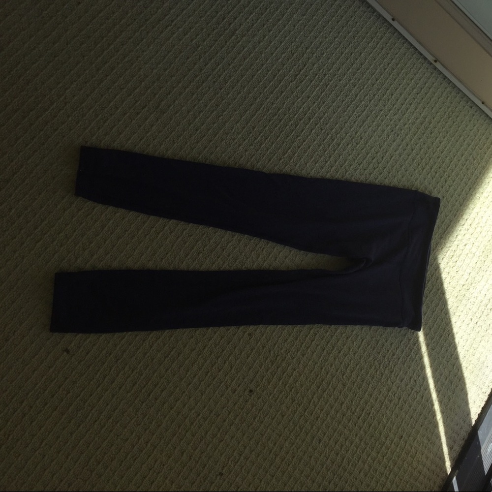 Navy blue ivivva leggings