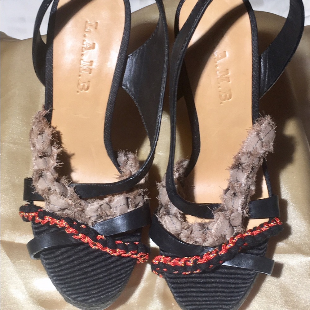 L.A.M.B. Brand new platform sandals pumps size 5
