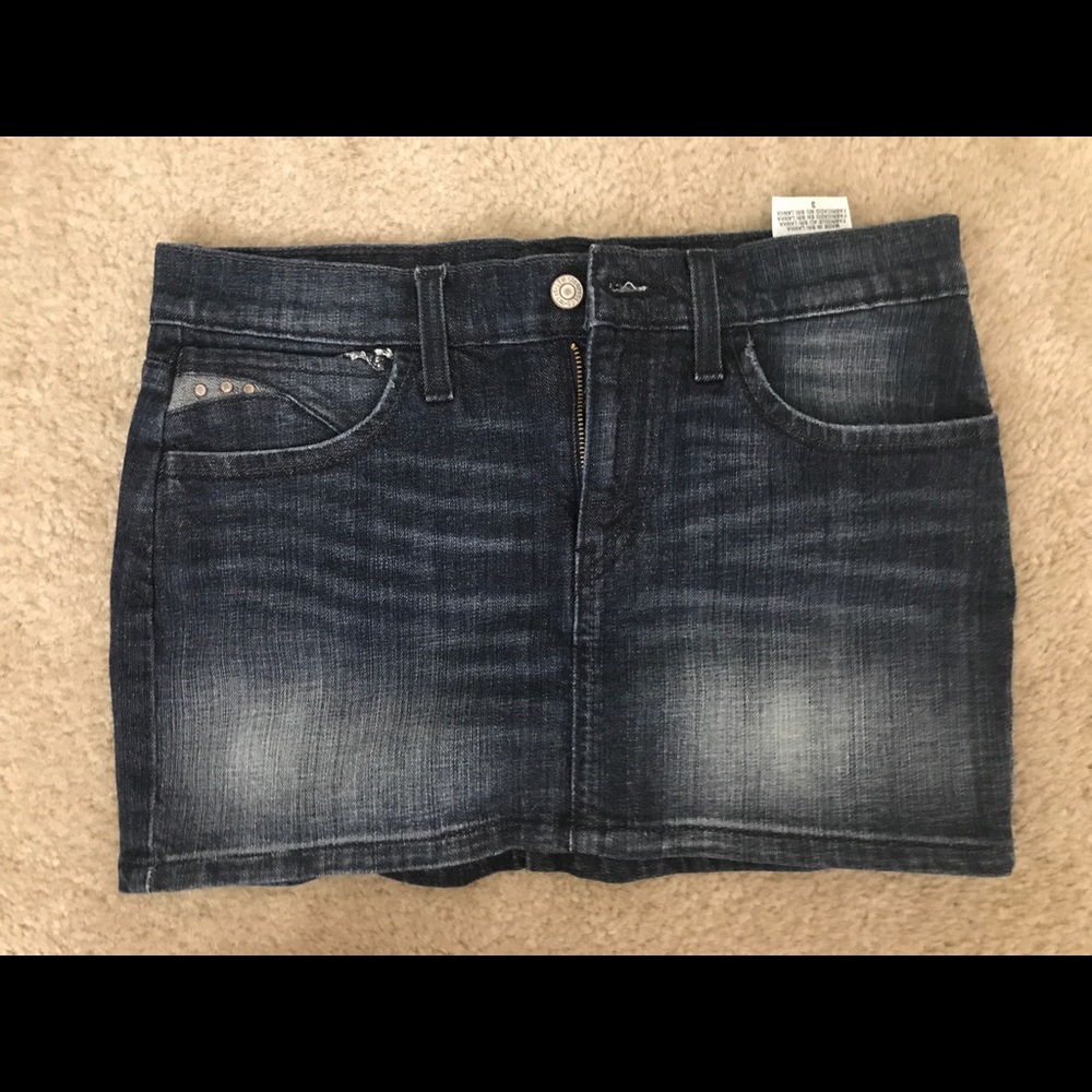 Lewis skirt