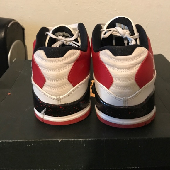 Jordan Flight Low Tops - Picture 3 of 4