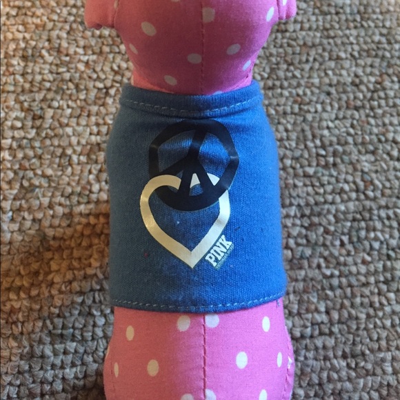 Pink VS PINK dog - Picture 2 of 2